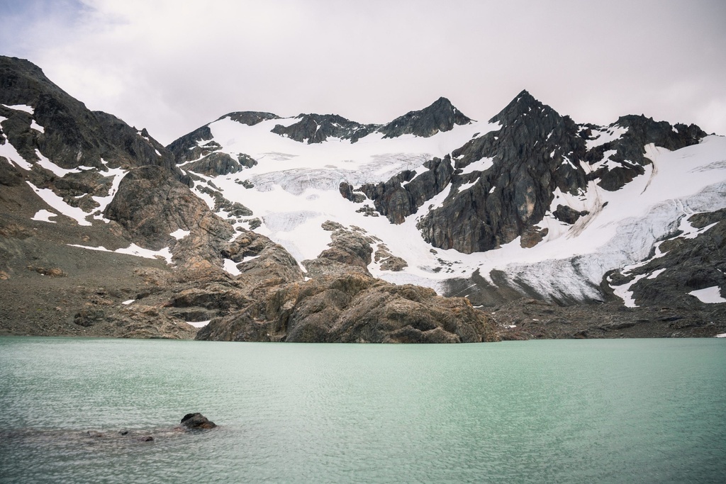 Glaciar Vinciguerra y Laguna Témpanos